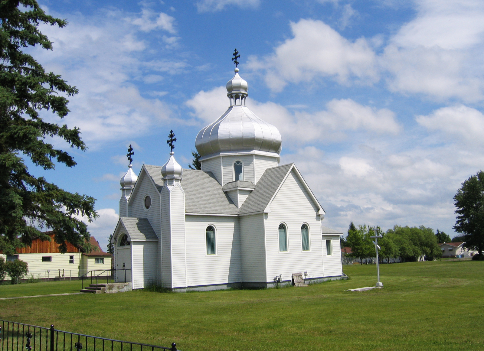 Holy Trinity at Glendon